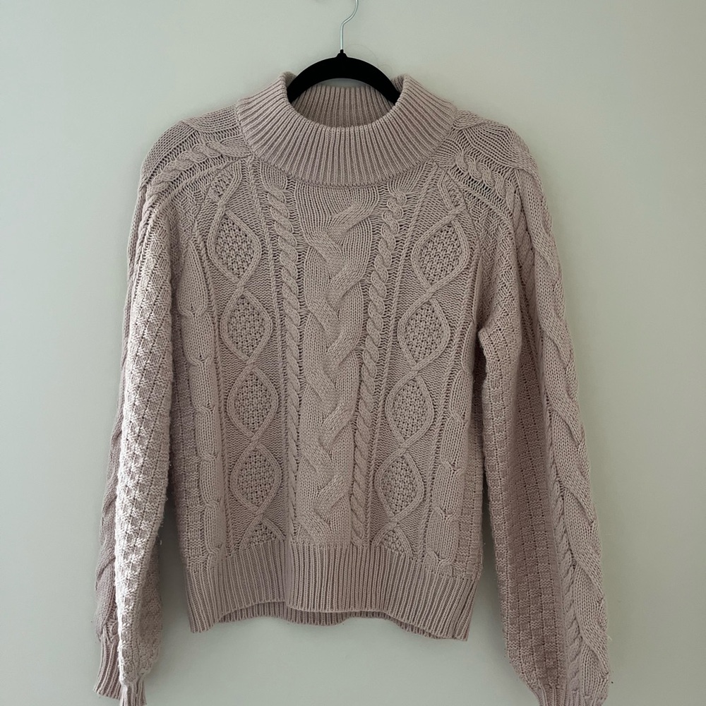 Elegant Cable Knit Turtleneck Sweater - Light Pink
